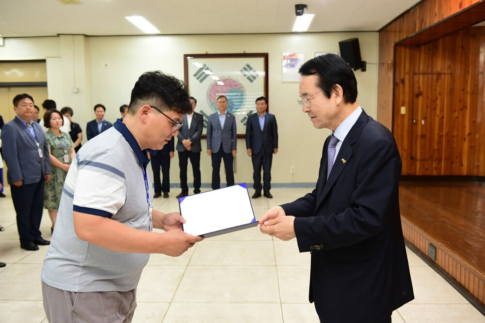  2019년도 하반기 4급이하 정기인사  임용장 교부