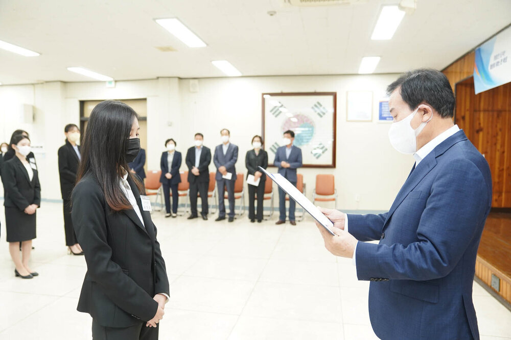 신규공무원 임용장-1