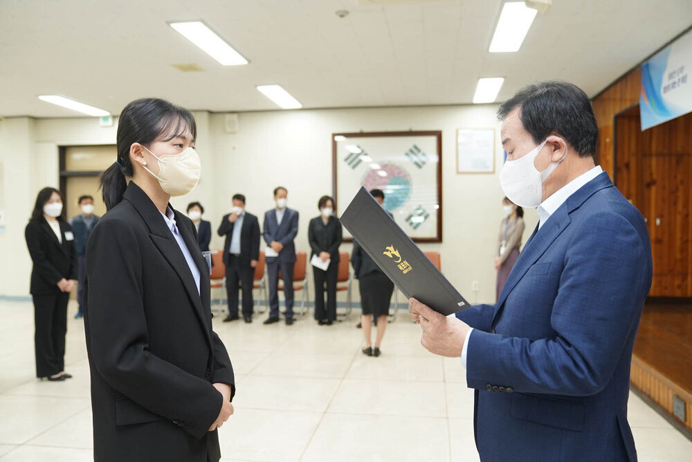 신규공무원 임용장-1