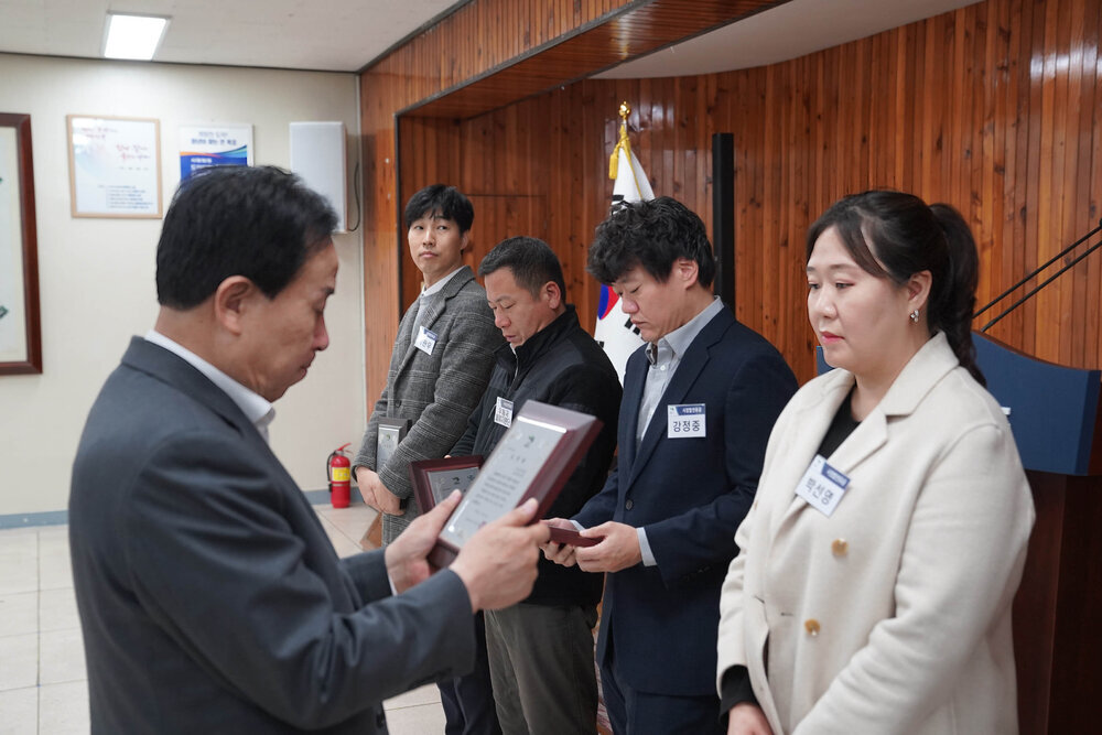 (12.01.회의실) 정례조회4.jpg